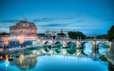 Abendliche Reflexionen über Castel Sant'Angelo und Ponte Sant'Angelo am Tiber