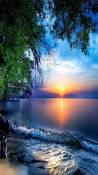 Serene Sunset Over Tranquil Waters