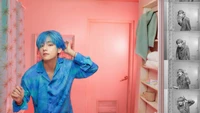 Kim Tae-hyung en una estética azul vibrante