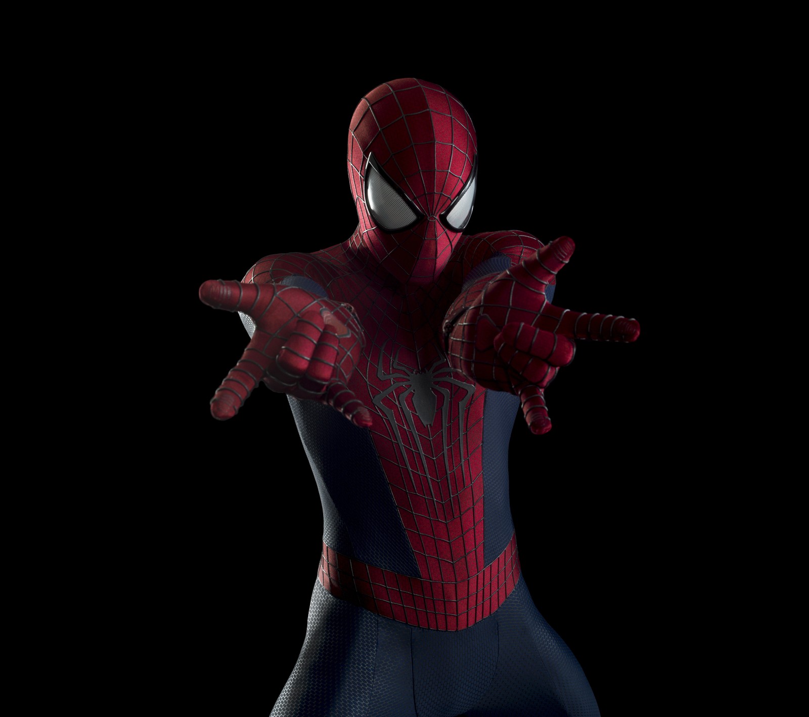 Spider-man en costume avec une arme à la main (andrew garfield, peter parker, the amazing spider man 2)