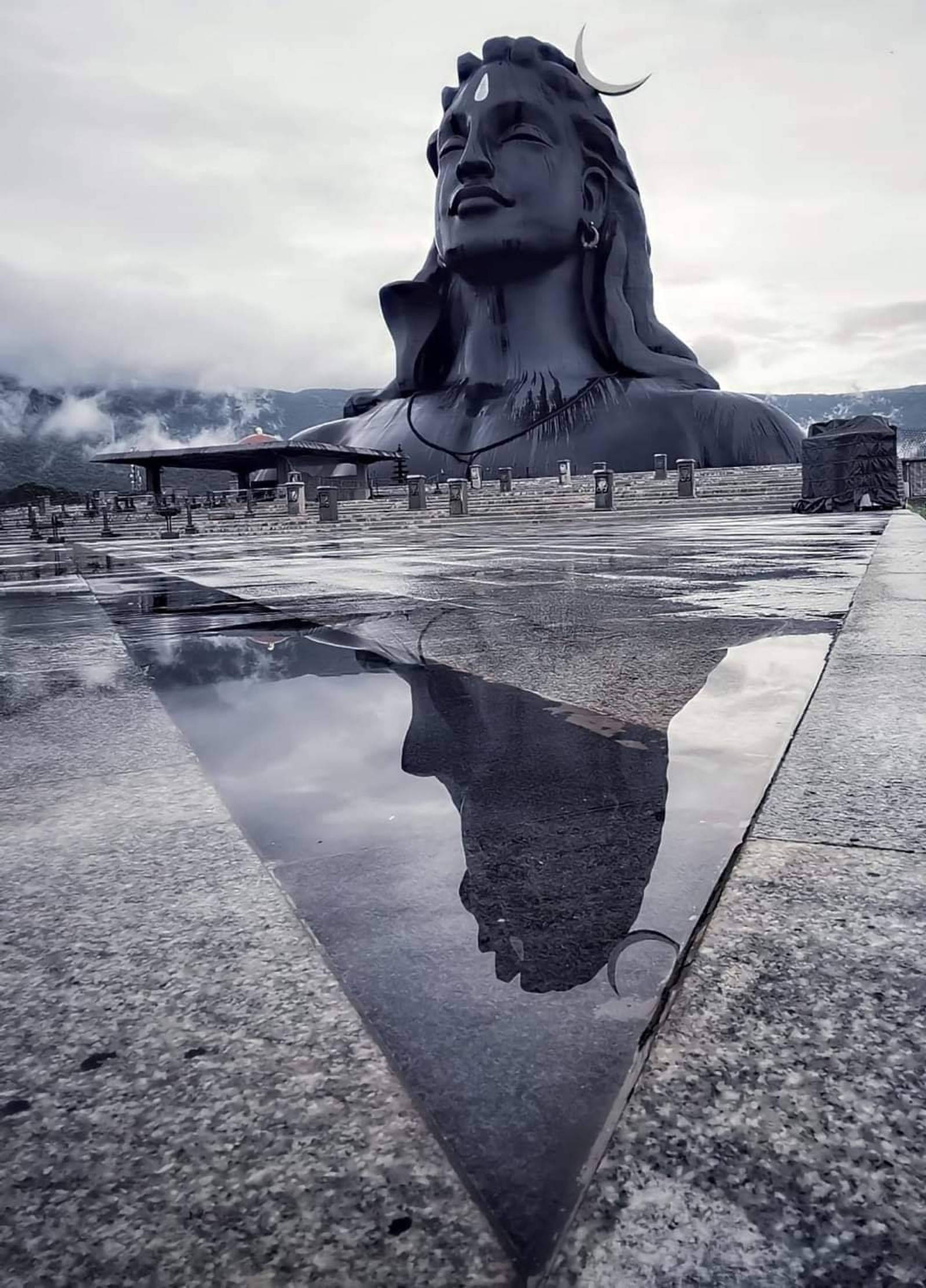 adiyogi, shiva Download Wallpaper