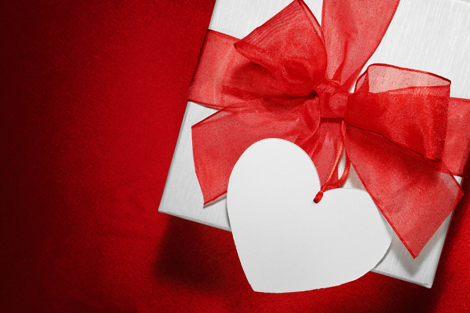 love, heart, valentines day, red, ribbon wallpaper