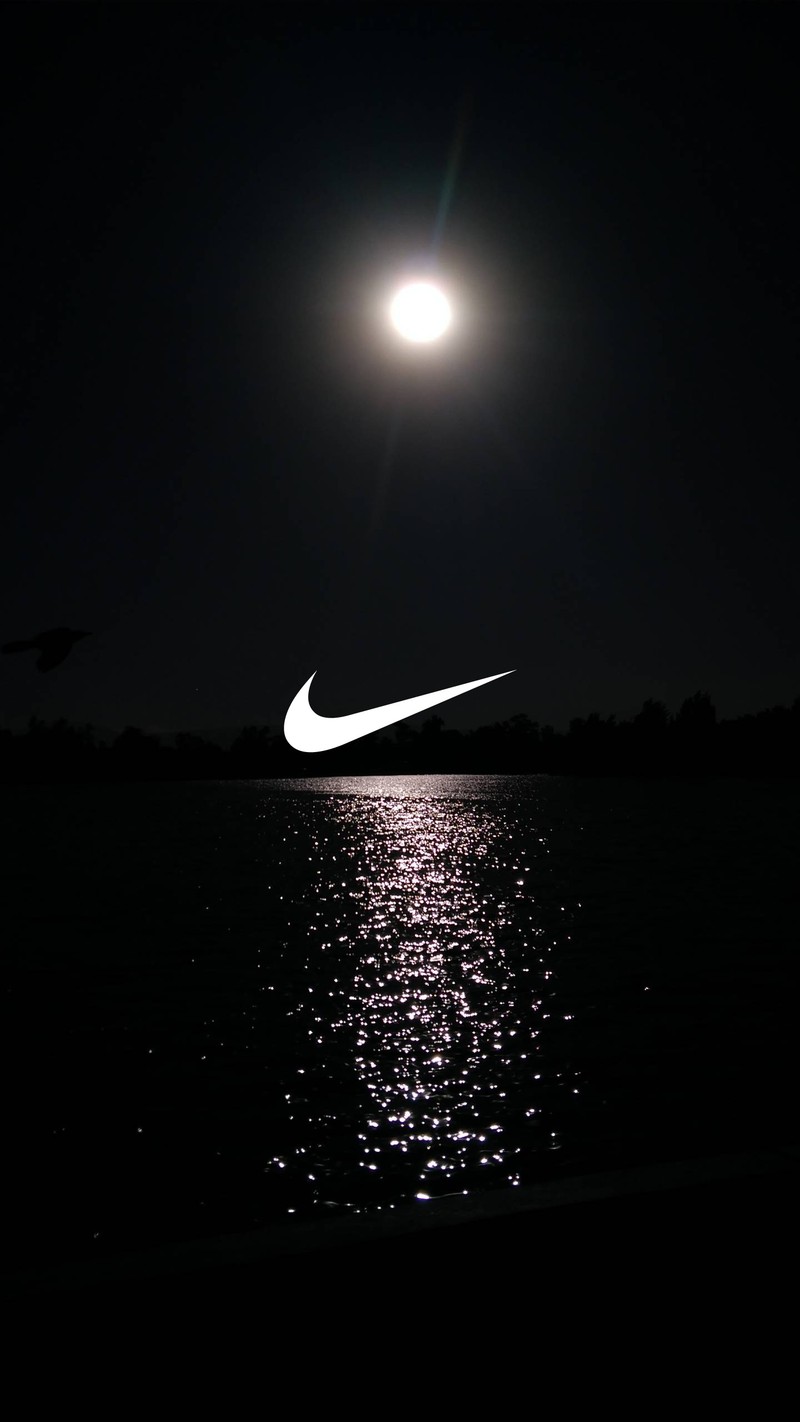 Арафированное изображение луны и логотипа nike в темноте (бренды, hd, иконки, логотипы, минимализм)