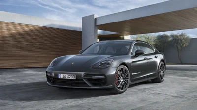 Элегантный Porsche Panamera: производительность встречает роскошь в современном окружении