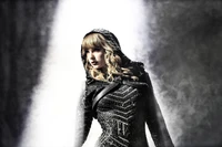 Monochrome Elegance: Taylor Swift in a Dazzling Performance