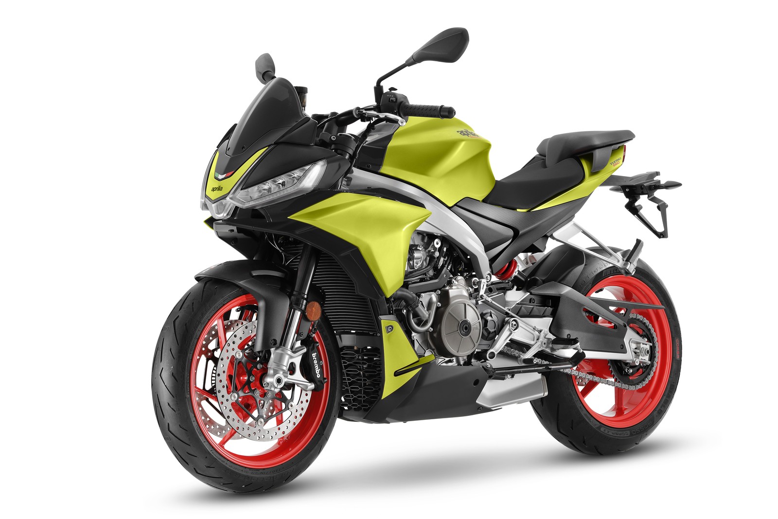 Скачать обои aprilia tuono 660, белый фон, 2021, 5k, велосипеды