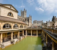 Antike römische Bäder: Ein historisches Spa und Touristenattraktion in Bath, England