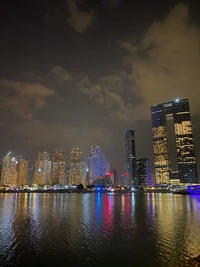 stadtbild, wasser, tageszeit, hochhaus, nacht