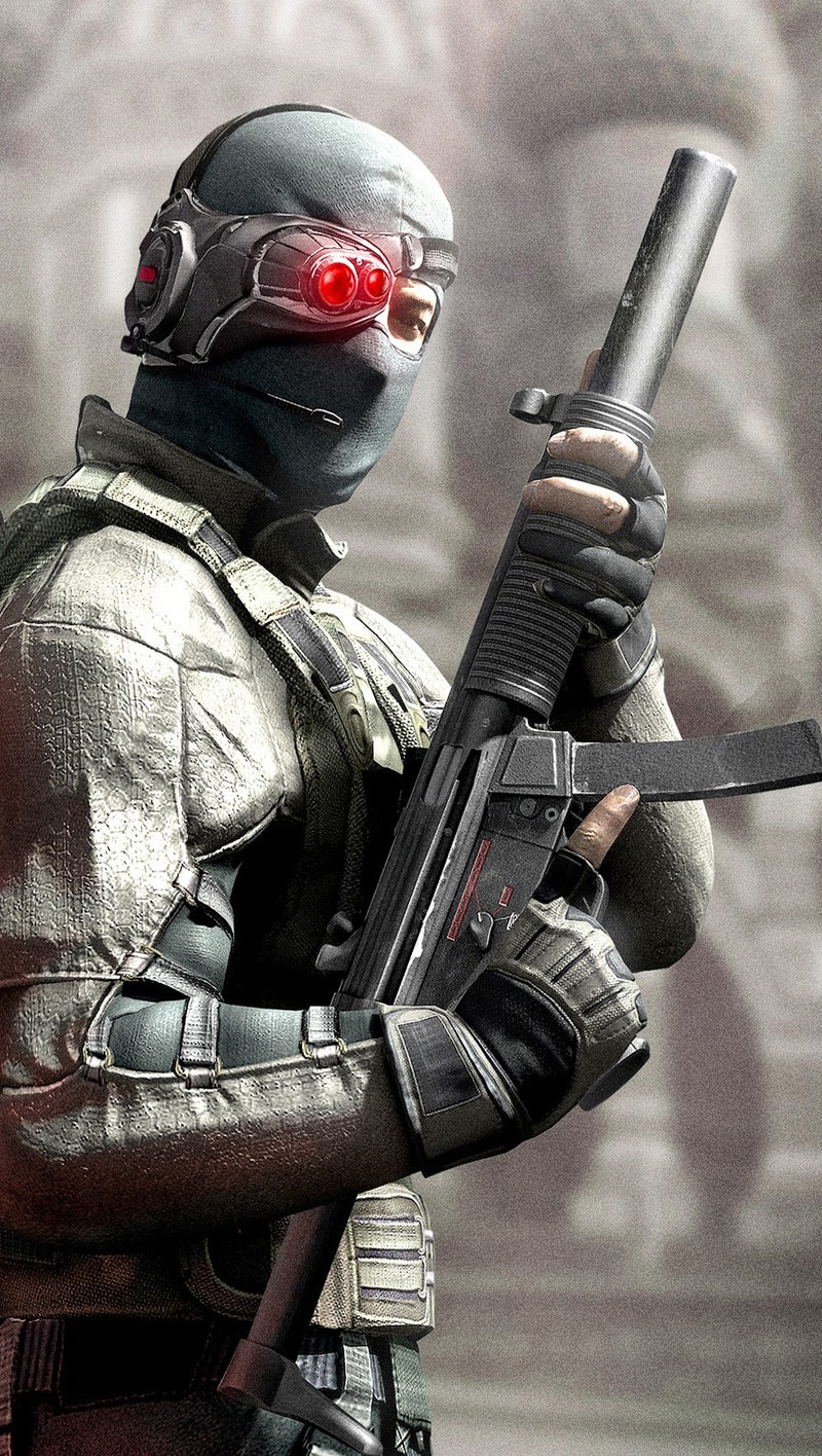 There is a man in a helmet holding a gun and a rifle (cell, game, gun, red, splinter)