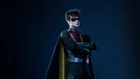 Jason Todd als Robin in Titans: Ein Dunkler Held Erscheint