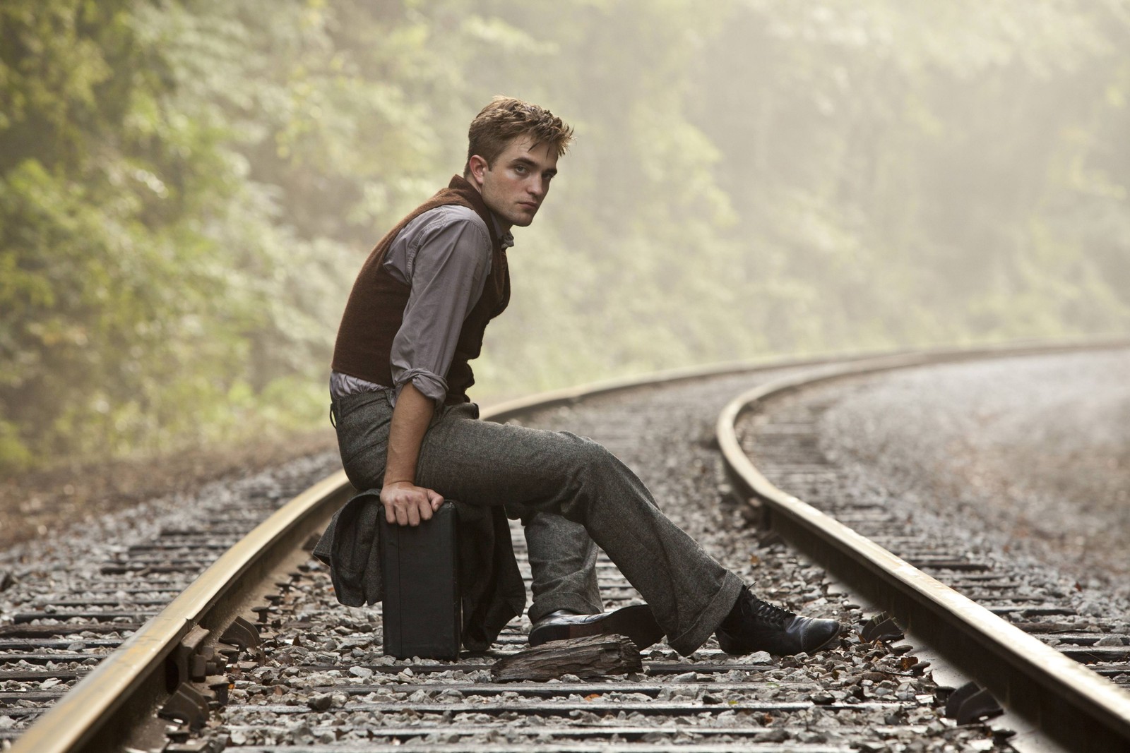 robert pattinson, track, people in nature, transport, standing wallpaper