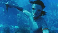 Guerrero Navi bajo el agua en "Avatar: El camino del agua" (2022)