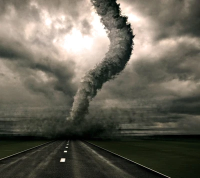 Vórtice tornado sobre estrada aberta