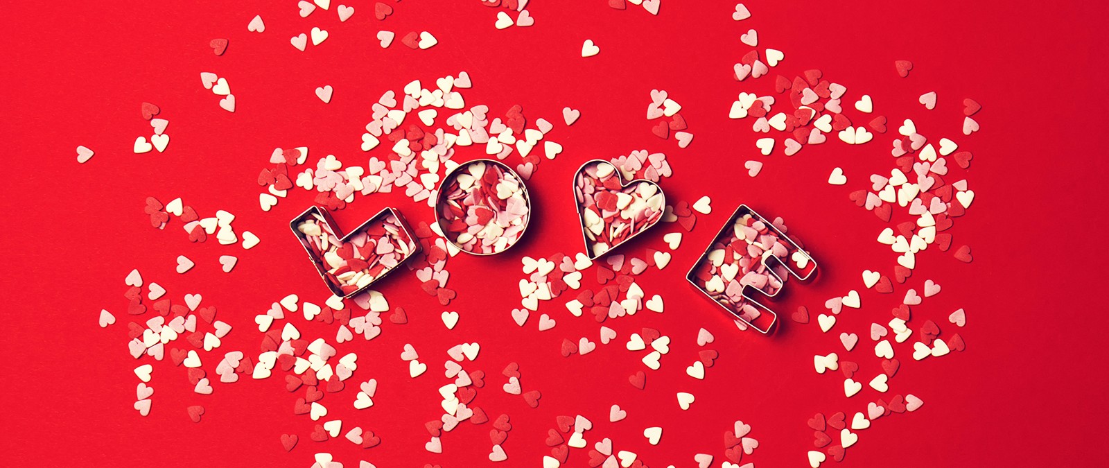 Hearts scattered around a red background with a love message (valentines day, heart, red, text, love)