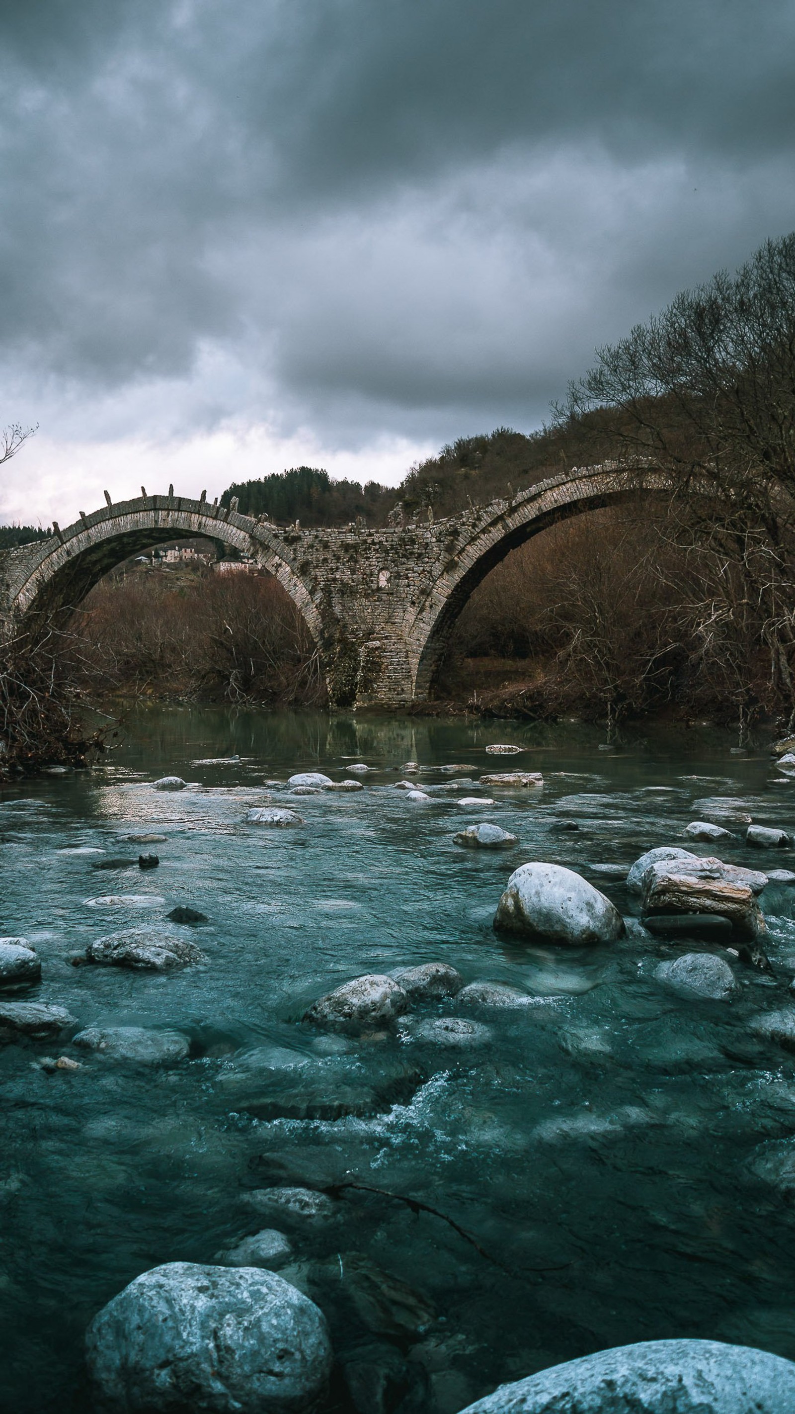 Lade bogenbrücke, teufelsbrücke, wasserlauf, wasser, wasserressourcen Hintergrund herunter