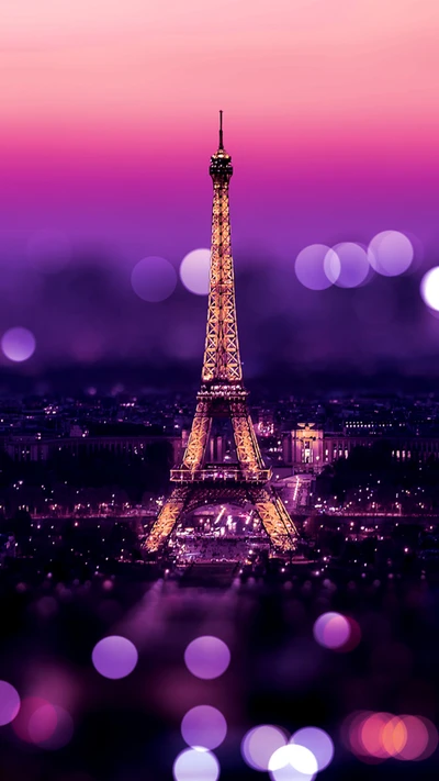 Bokeh roxo cintilante com vista para a Torre Eiffel em Paris