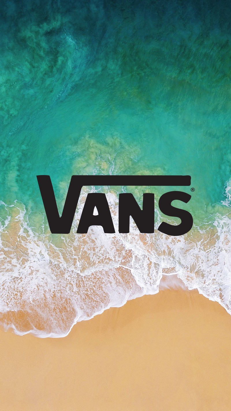 Логотип vans на пляже с волнами и песком (пляж, бренды, логотип, океан, vans)