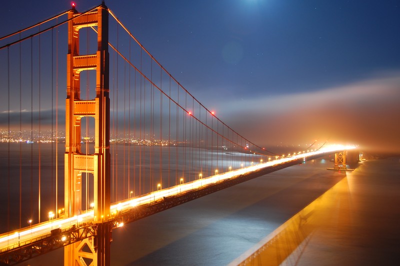 Аэроснимок моста с полной луной на заднем плане (мост золотые ворота, golden gate bridge, мост, ночь, достопримечательность)