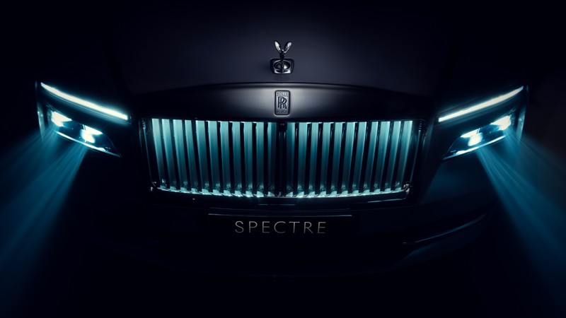 Фронтальный вид концептуального автомобиля rolls royce spectre с фарами и огнями (роллс ройс спектр, rolls royce spectre, темная эстетика, 2024, 5k)