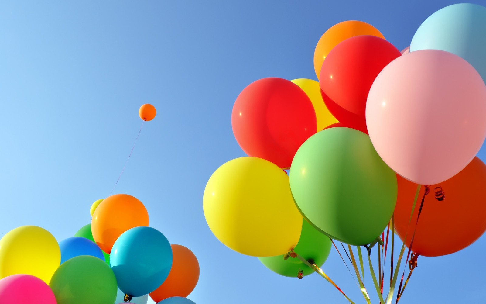 Téléchargez le fond d'écran ballon, journée, montgolfière, jaune