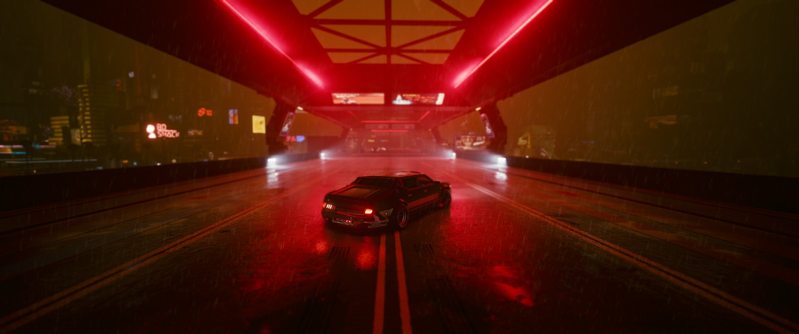 Coches conduciendo por una calle de la ciudad por la noche con luces rojas (cyberpunk, cyberpunk 2077, cyberpunk 2020, ligero, camino)