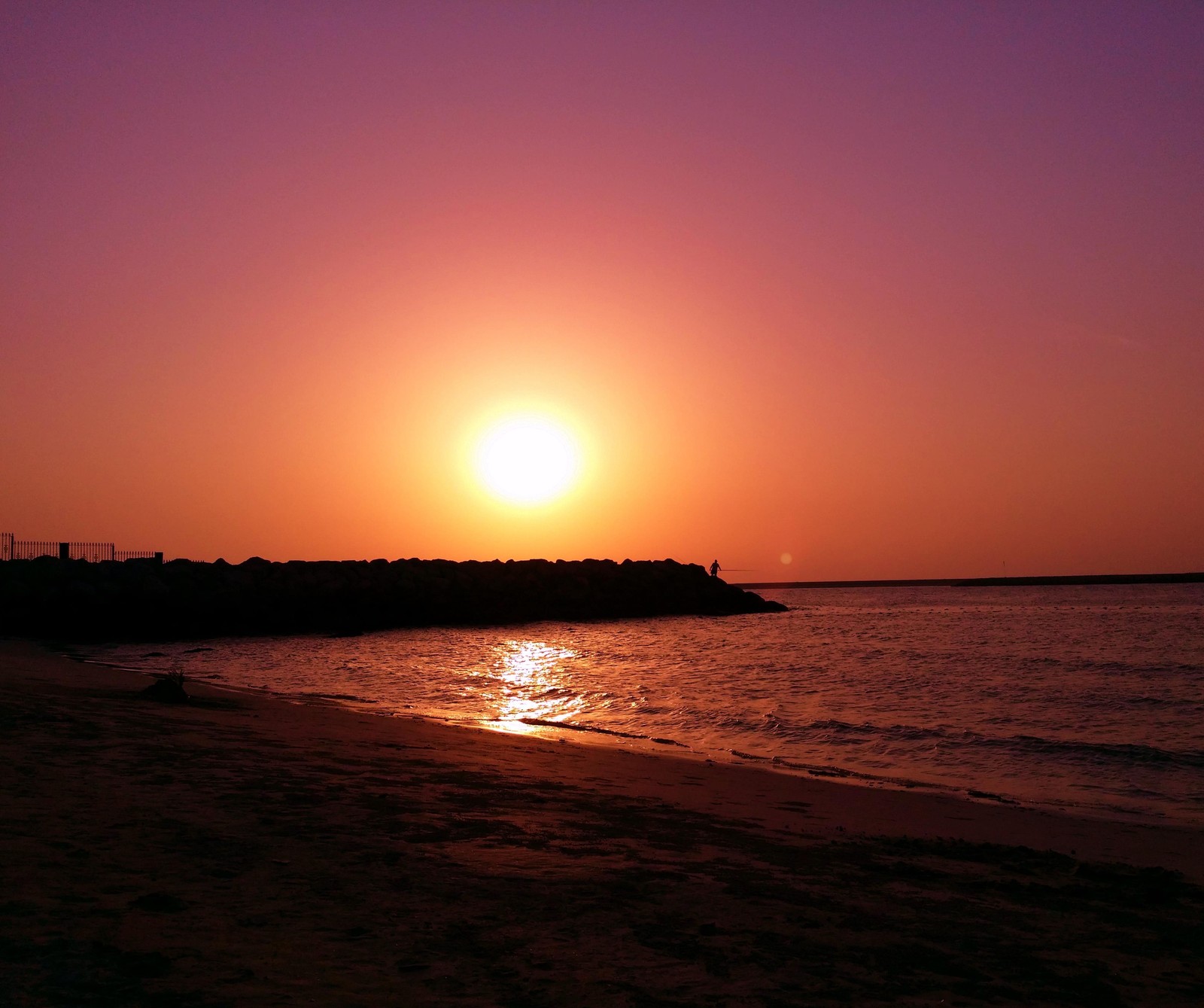 Lade strand, dubai, angeln, fussabdrücke, landschaft Hintergrund herunter