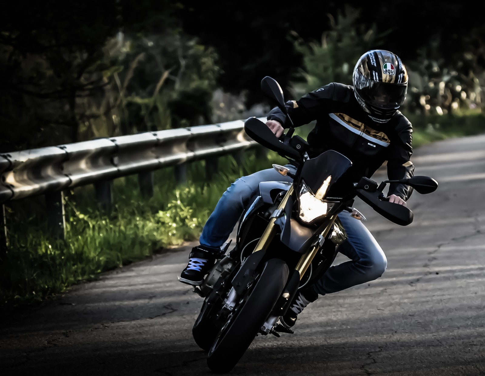 aprilia, bike, biker, moto, road wallpaper