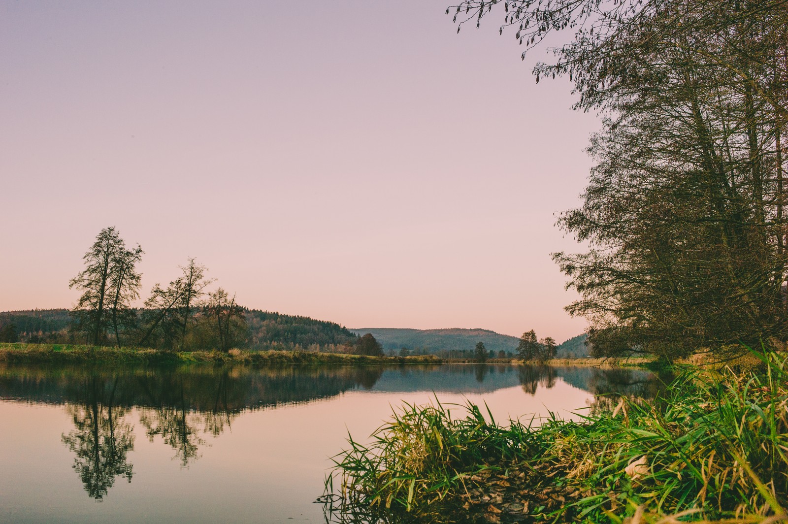 body of water, natural landscape, nature, reflection, water wallpaper