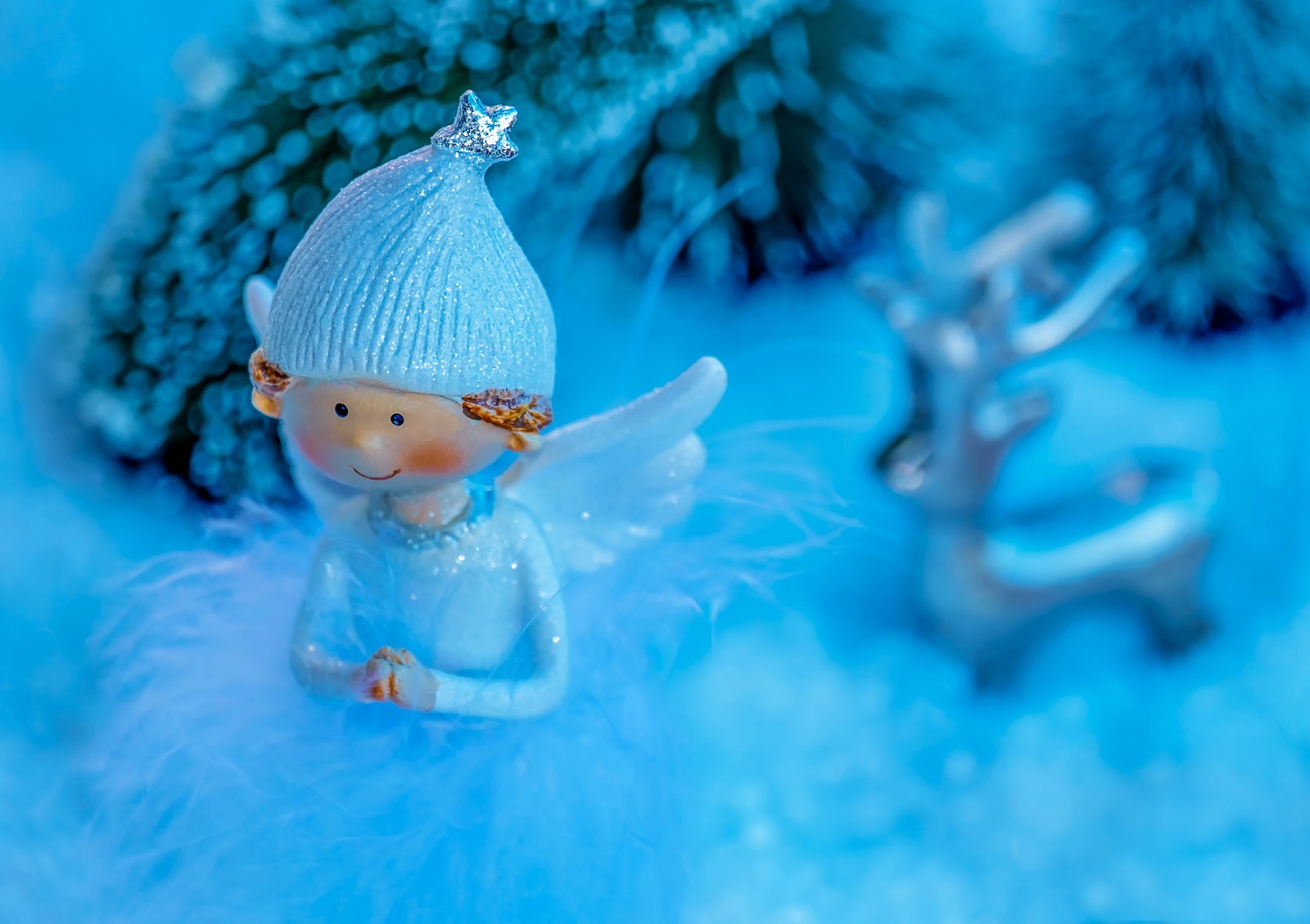 blue angel, christmas decoration, wings, cap, cute figure wallpaper