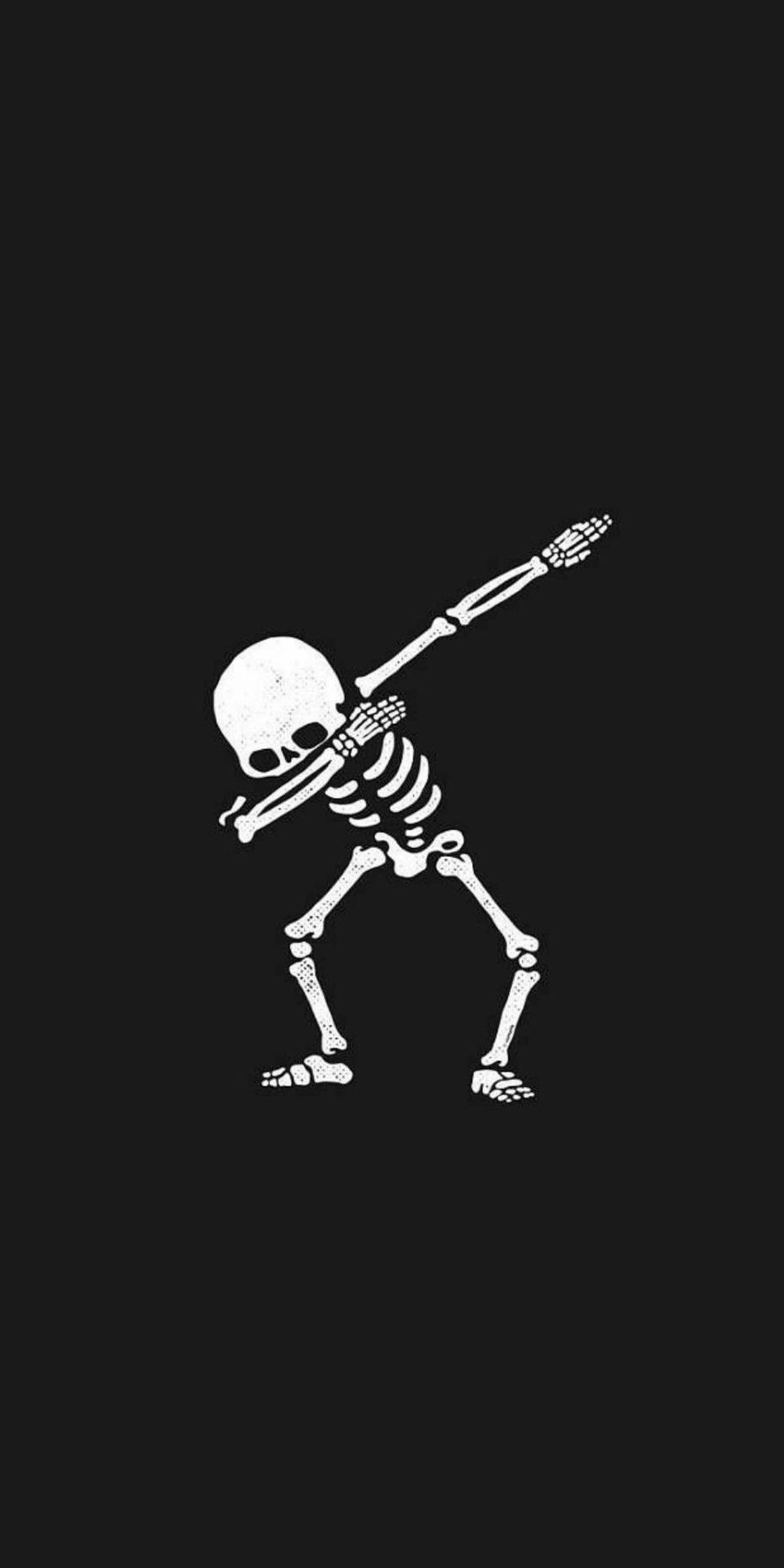 Un primer plano de un esqueleto sosteniendo un bate de béisbol en un fondo negro (skeletan, dab)