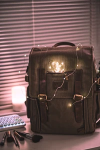 Stylish Messenger Bag Adorned with Fairy Lights