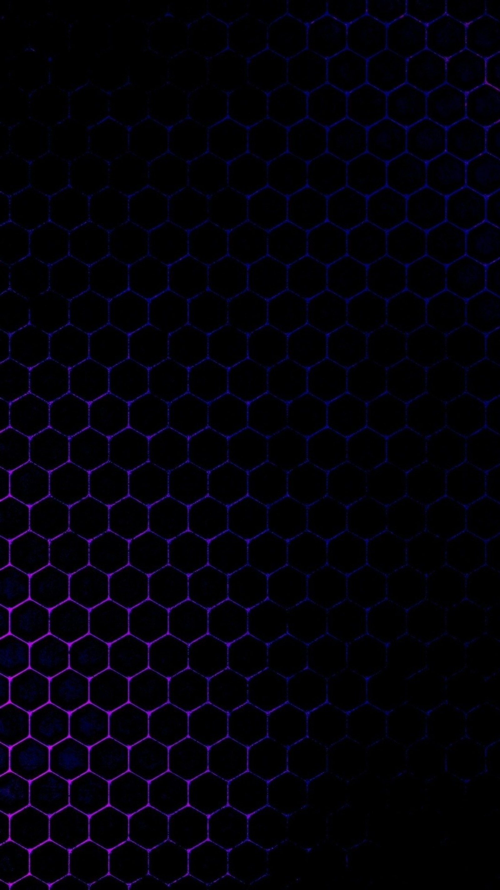 Fondo hexagonal púrpura y negro con luz púrpura (patrón, geometría, matemáticas, púrpura, colorido)