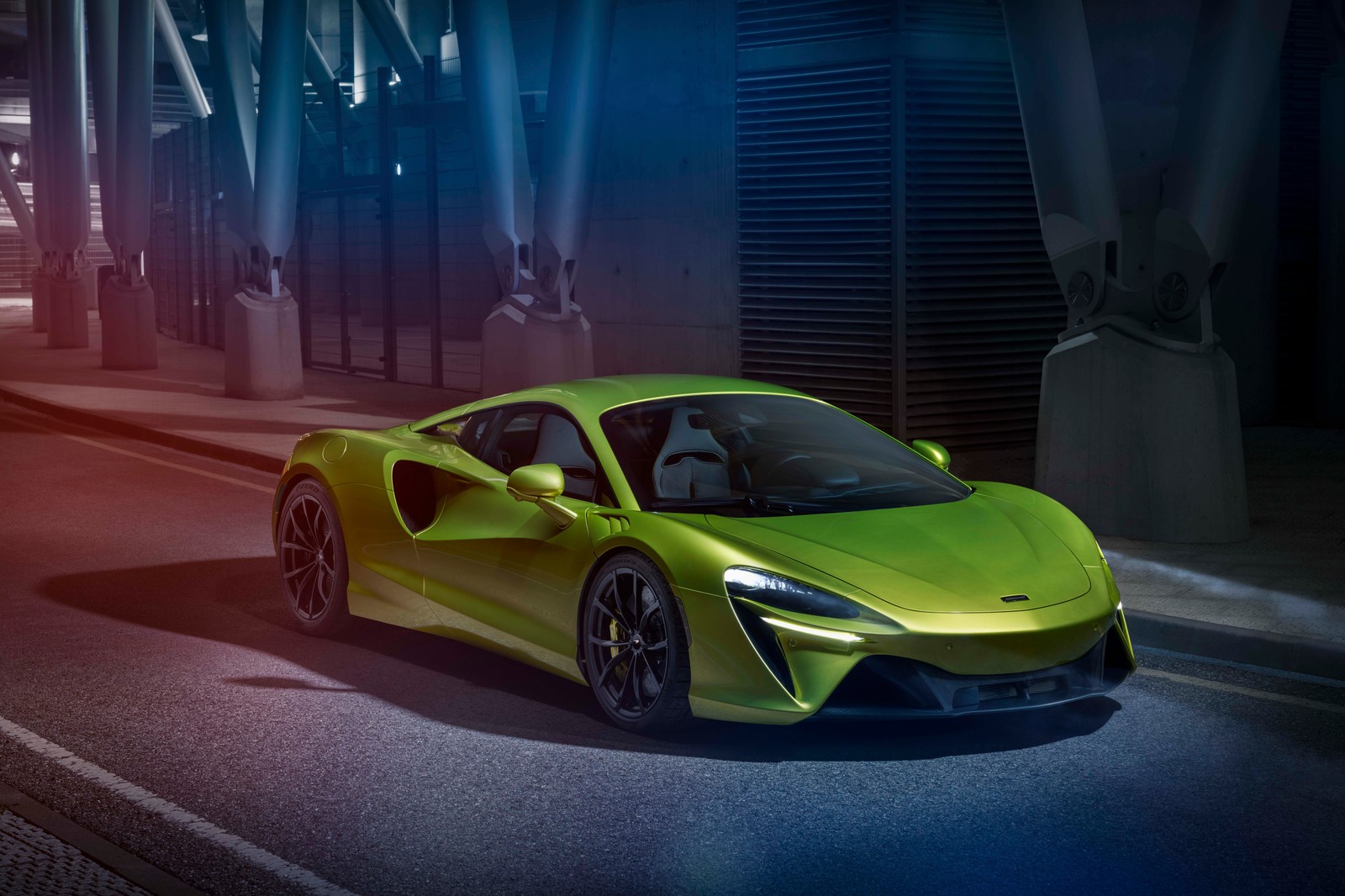 El nuevo mclaren 815lt es un supercoche con un diseño elegante (mclaren artura, hipercoche, 5k, 8k, coches)