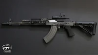 Fusil d'assaut AK-74 modernisé avec accessoires tactiques