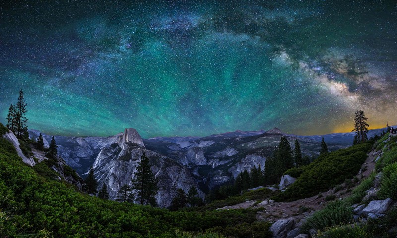 Вид на млечный путь над горами (глейшер поинт, glacier point, природа, аврора, гора)