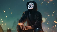 Figure mystérieuse dans un sweat à capuche portant un masque de Guy Fawkes, entourée d'un fond dramatique et enfumé.