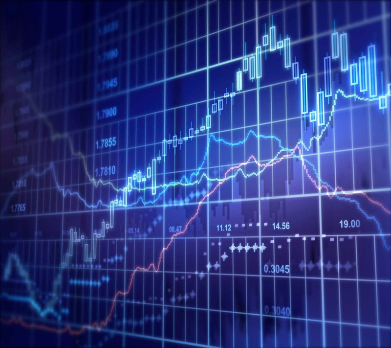 Um close de um gráfico de ações com um fundo azul (gráfico, mercado, dinheiro, stocks)