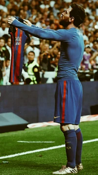 Lionel Messi celebra com a camisa do Barcelona em campo