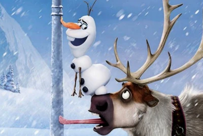 Olaf et Sven profitent d'une aventure hivernale ludique