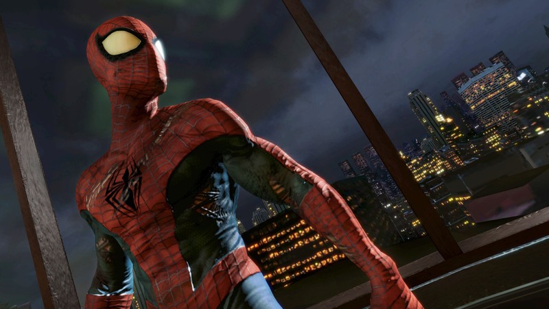 Человек-паук стоит перед окном с видом на город (spider man, xbox 360, playstation 3, супергерой, цифровой композитинг)