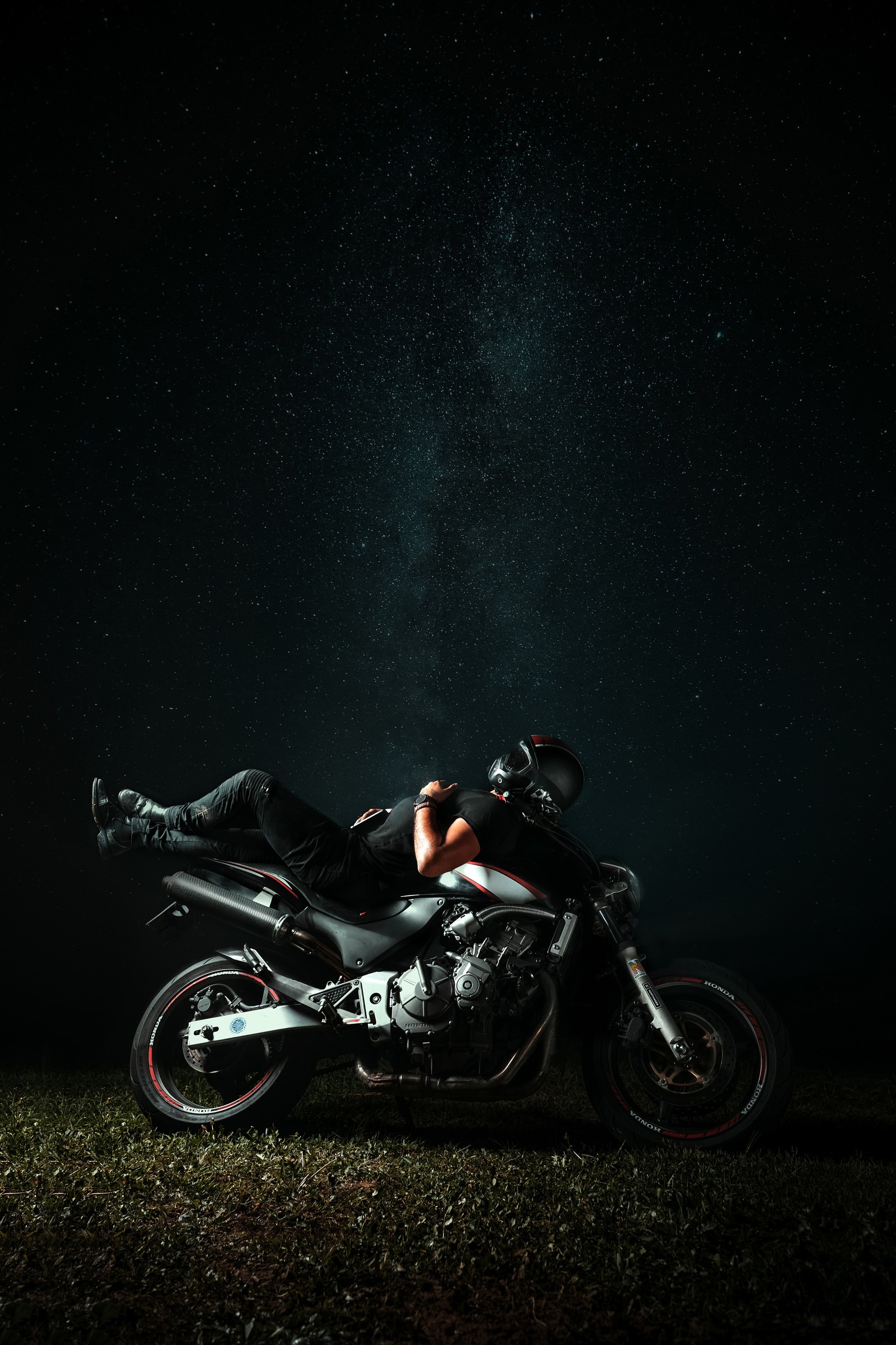 biker, night, starry sky, honda, relax Download Wallpaper