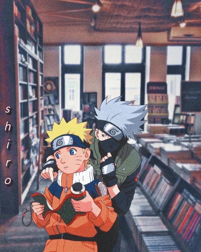 Персонажи аниме в библиотеке с книжными полками и мужчиной с камерой (kakashi, naruto, наруто ураганные хроники, naruto shippuden)