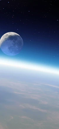 Serener Mond über einem ruhigen Horizont