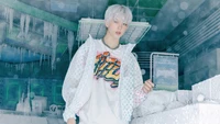 Jisung de NCT Dream en un entorno de fantasía helada