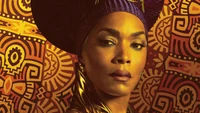 Ramonda: Angela Bassett em Pantera Negra: Wakanda Para Sempre (2022)