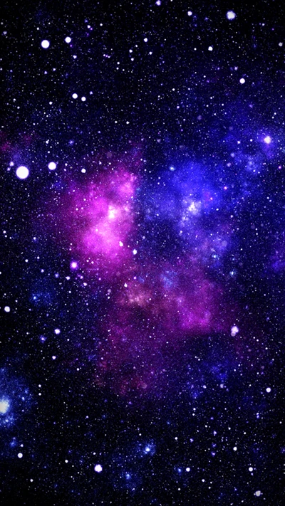 Galaxie violette vibrante avec des étoiles scintillantes