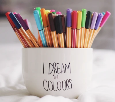 I Dream in Colours: A Cup Full of Rainbow Pens