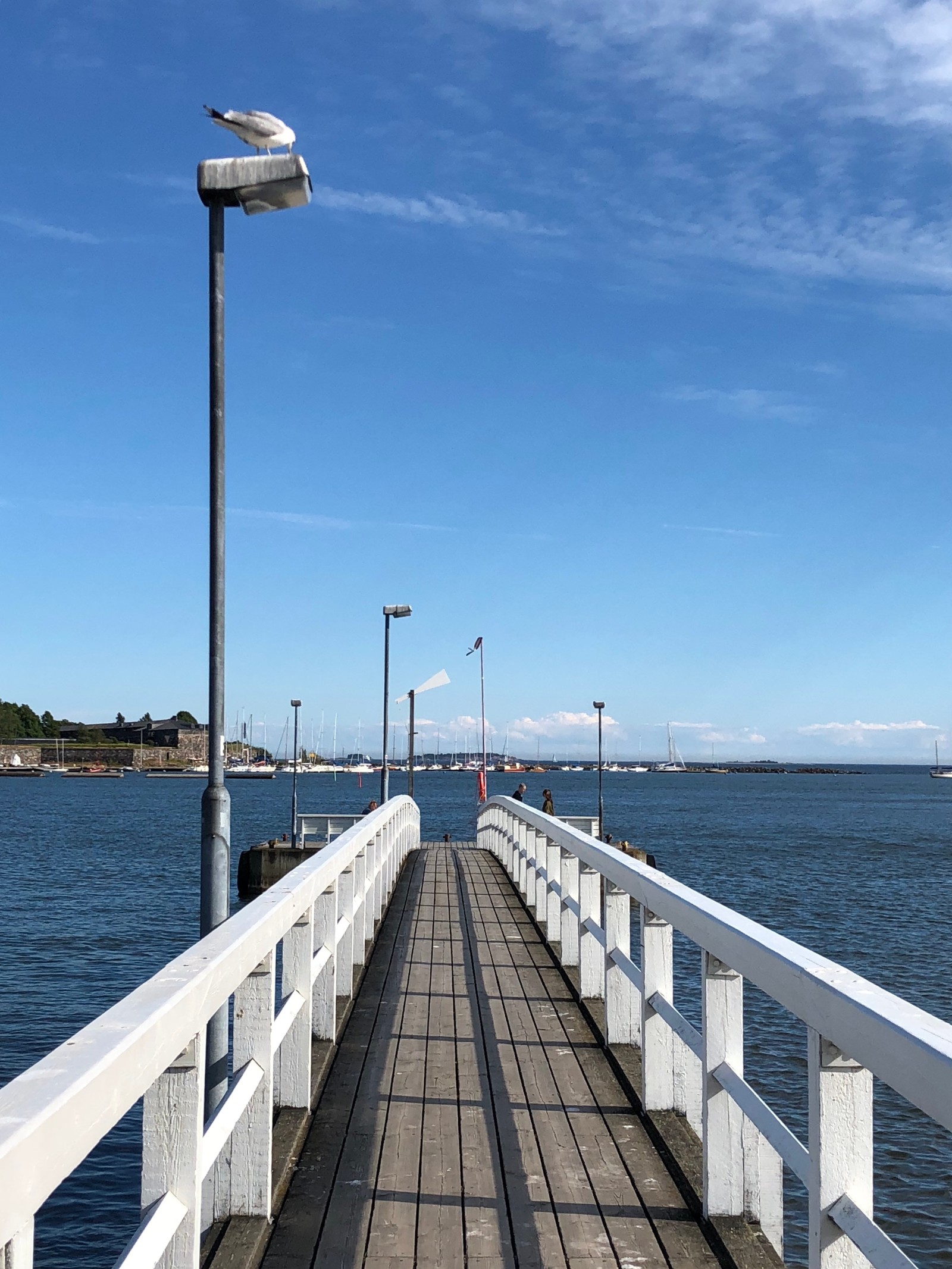 Téléchargez le fond d'écran mer, eau, réverbère, voie navigable, horizon