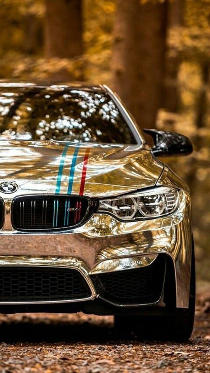 Крупный план автомобиля bmw с золотым покрытием (чёрный, bmw, bmw car, bmw cars, bmw gold)