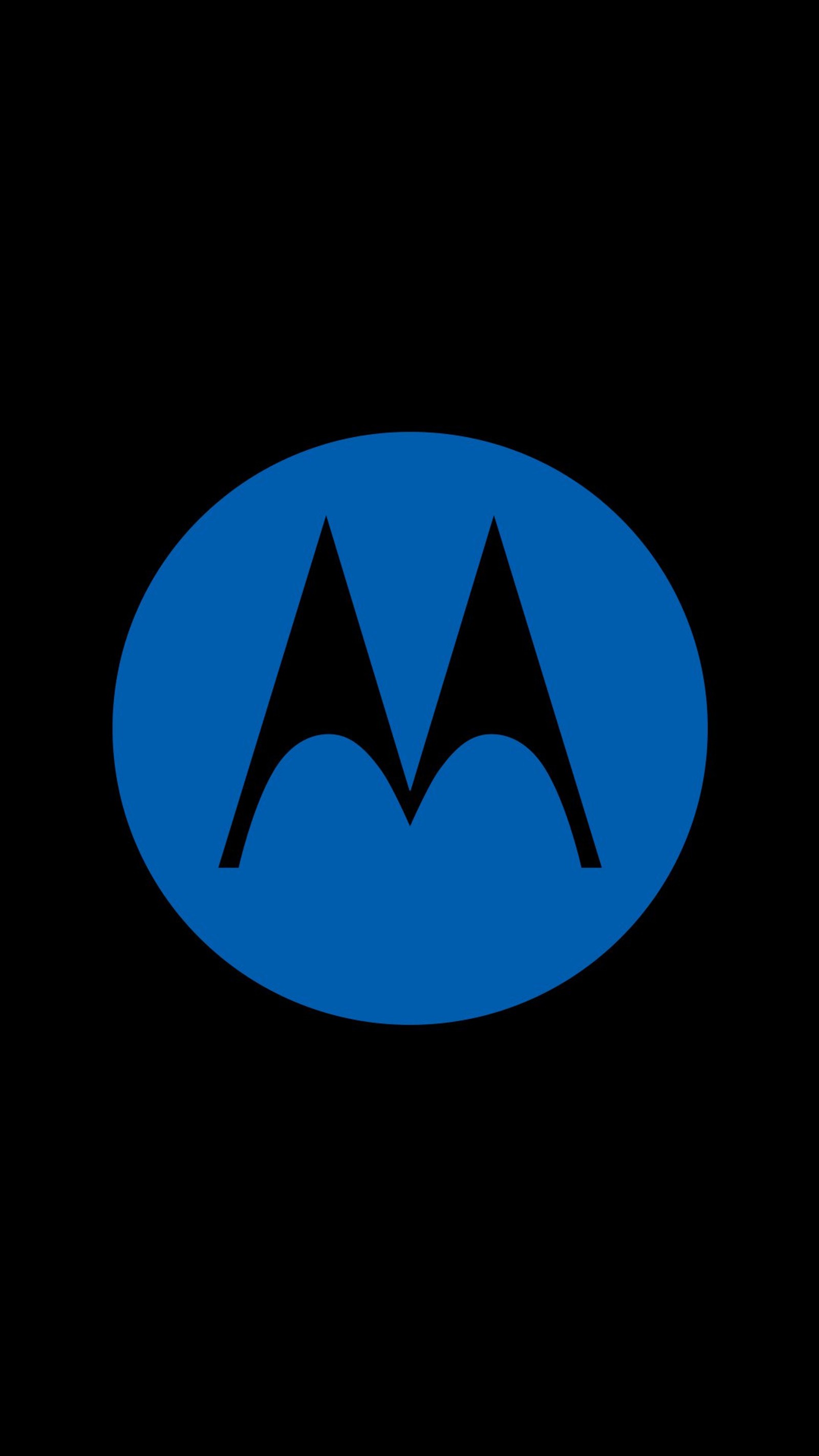 Primer plano del logo de motorola sobre un fondo negro. (logotipo)